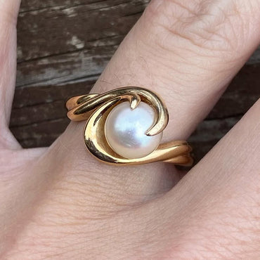 Gorgeous And Elegant Gold Pearl Ring-JEWELBUYS