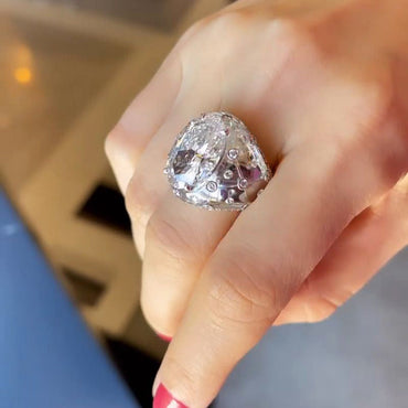 Exquisite 8 ctw Oval Cut White Gemstone Galaxy Ring -JEWELBUYS