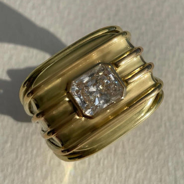 3.22ct Emerald Cut Sapphire Statement Ring-JEWELBUYS