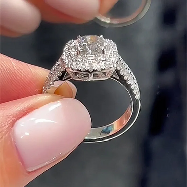 Outstanding 2.5ct Cushion Cut Engagement Ring - JEWELBUYS