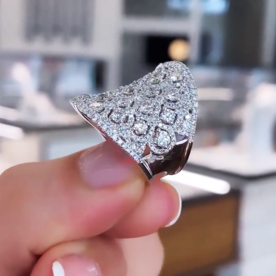 6 ctw Round Cut White Sapphire Exquisite Hollow Ring - JEWELBUYS