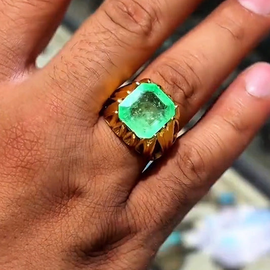 4.45Ct Octagon Emerald and Sapphire Vintage Style Hollow Ring-JEWELBUYS