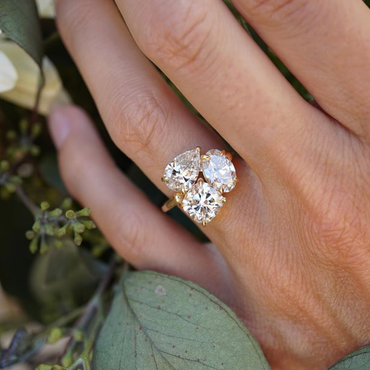 Simple 10 ctw Pear&Oval&Cushion Cut White Sapphire Three Stone Ring - JEWELBUYS