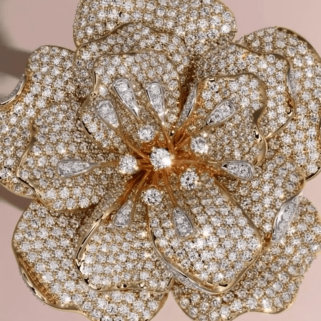 Creative 4ct Round Cut White Sapphire Flower-Shaped Women's Engagement Ring in Gold-JEWELBUYS