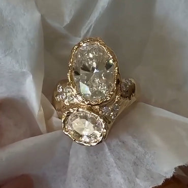 8.0ctw Sculptural Oval Sapphire Ring-JEWELBUYS