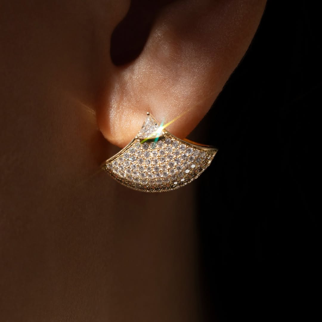 2.2ctw Round Triangle Cut Two-Tone Sapphire Earrings - JEWELBUYS