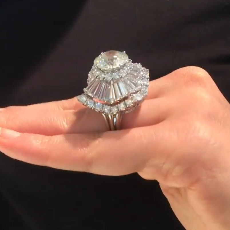Unique 6 ct Round Cut White Gemstone Engagement Ring - JEWELBUYS