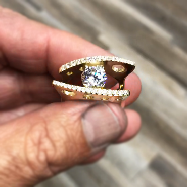 Unique 1.5 ctw Round Cut White Gemstone Ring -JEWELBUYS