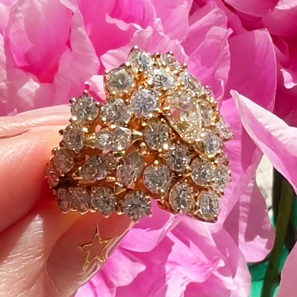 Gorgeous 4 ctw Multi-Cut White Gemstone Cluster Ring -JEWELBUYS
