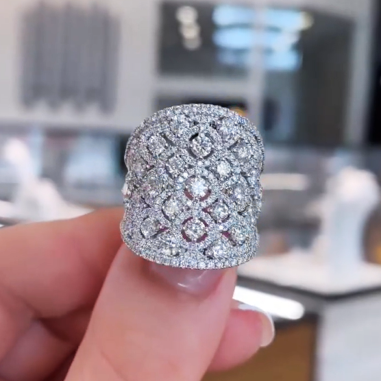 6 ctw Round Cut White Sapphire Exquisite Hollow Ring - JEWELBUYS