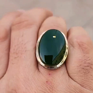 Gorgeous 9ct Dark Green Agate Vintage Engagement Ring-JEWELBUYS