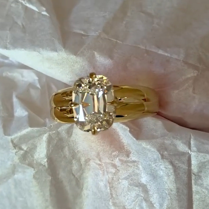 3.5Ct cushion-cut sapphire engagement ring-JEWELBUYS