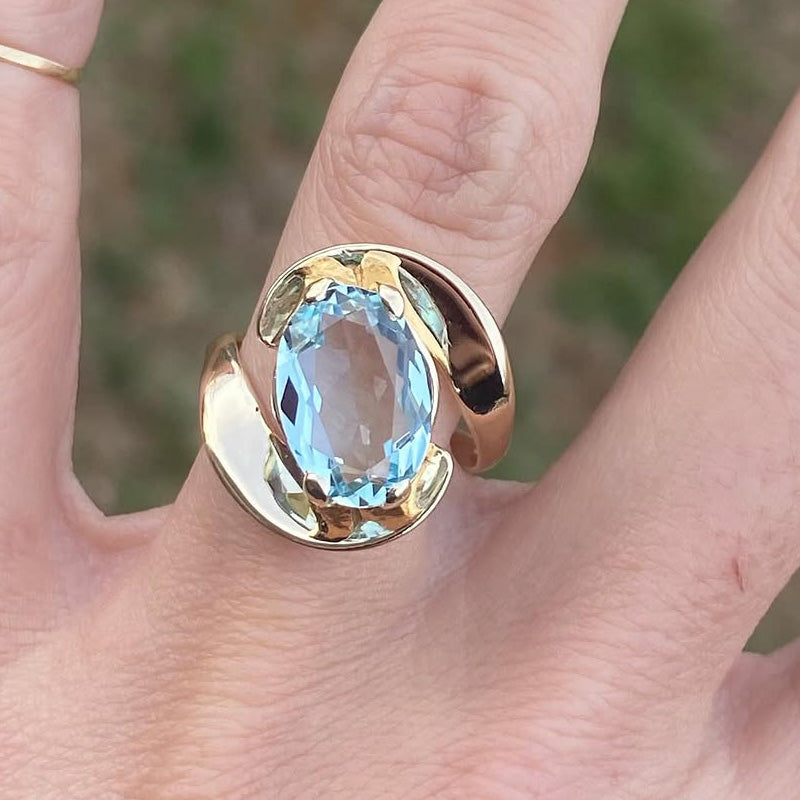 4.0ct Oval Aquamarine Single Stone Ring-JEWELBUYS