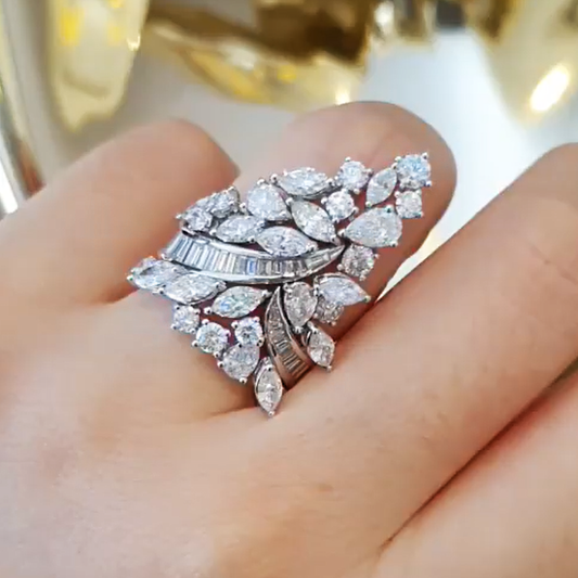 Gorgeous 8 ctw Multi-Cut White Gemstone Ring -JEWELBUYS