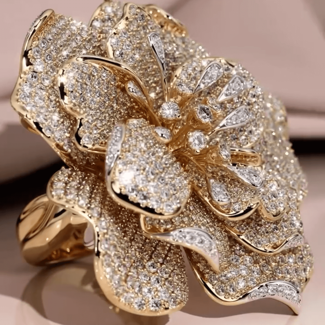 Creative 4ct Round Cut White Sapphire Flower-Shaped Women's Engagement Ring in Gold-JEWELBUYS