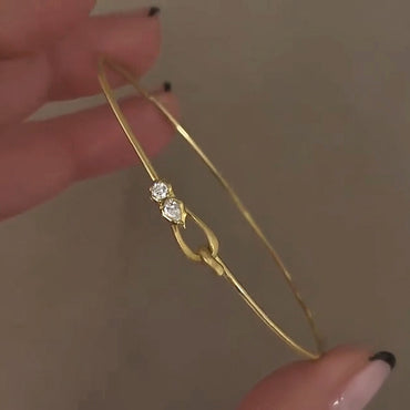 0.1ctw Pear & Round Cut Modern Simple Style Bracelet- JEWELBUYS