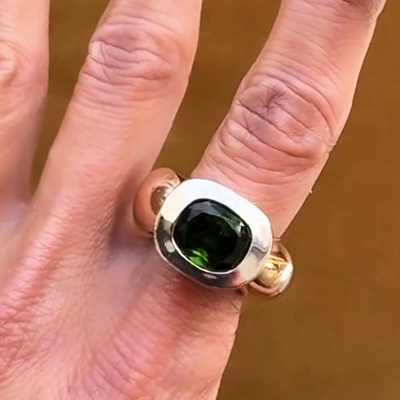 3.2Ct round cut deep emerald vintage ring-JEWELBUYS