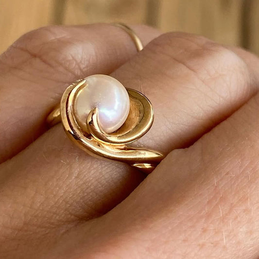 Gorgeous And Elegant Gold Pearl Ring-JEWELBUYS