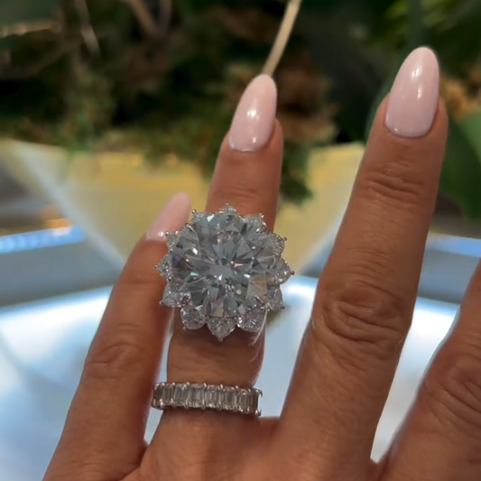 Elegant 10ct Round Cut with Surrounded Heart Shaped White Sapphire Women's Engagement Ring in Silver-JEWELBUYS