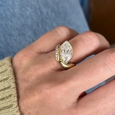 3.5Ctw marquise cut white sapphire bezel set meander ring-JEWELBUYS