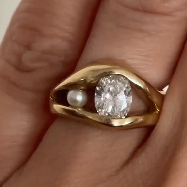 3.0ct Pearl And Oval Cut White Sapphire Creative Engagement Ring-JEWELBUYS