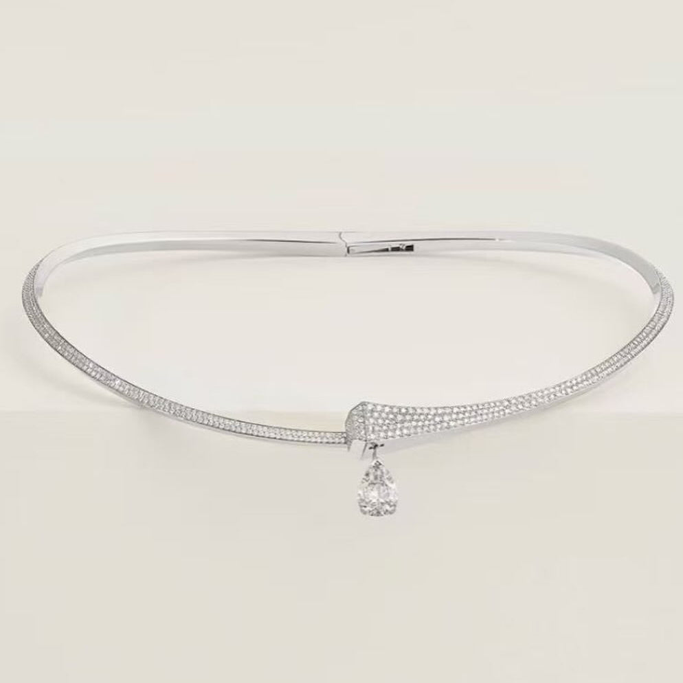 8.0Ctw Elegant Sapphire Pendant Necklace-JEWELBUYS