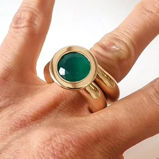 3.2Ct round cut deep emerald vintage ring-JEWELBUYS