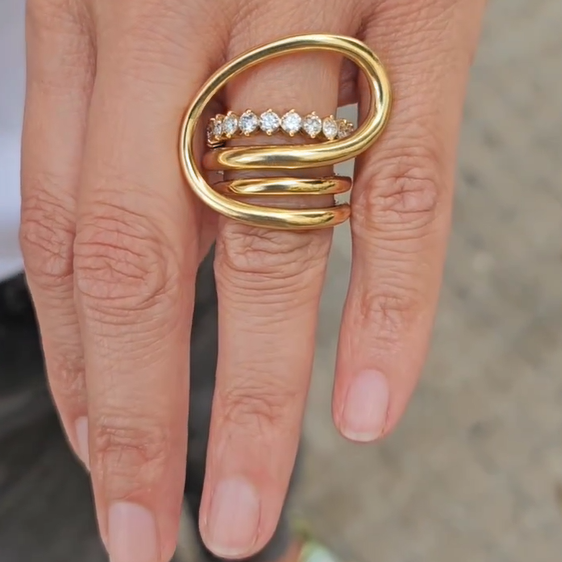 Minimalist Golden Geometric Stylish Ring - JEWELBUYS