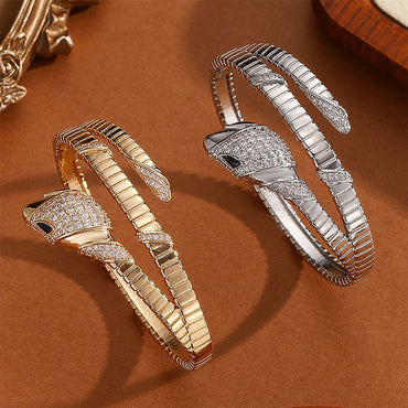 3.31Ctw Snake-shaped Sapphire Bangle-JEWELBUYS