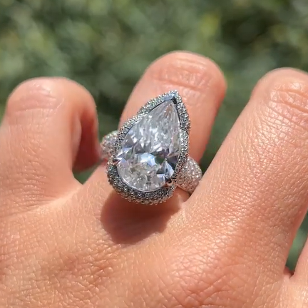 Elegant 22 ctw White Sapphire Pear Cut Full Set Engagement Ring -JEWELBUYS