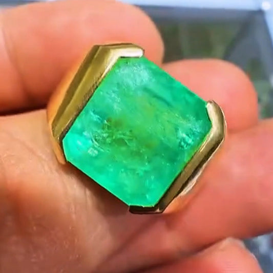 8.0ct Octagonal Cut Colombian Emerald Gold Ring-JEWELBUYS