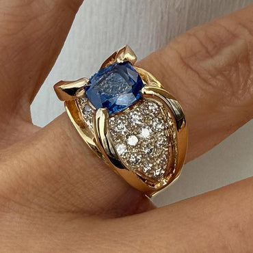3.0Ct Round Cut Center Sapphire Elevated Setting Ring-JEWELBUYS
