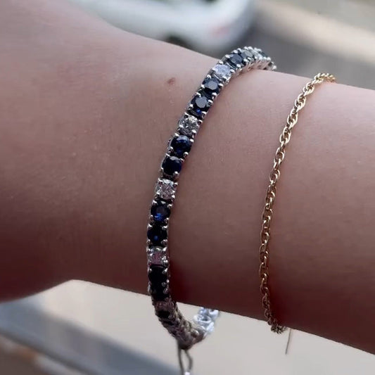 Round Cut Blue and White Bicolour Gemstone Bracelet - JEWELBUYS