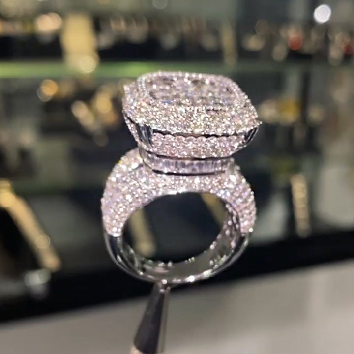 Classic Split Shank Pavé Men's Engagement Ring - JEWELBUYS