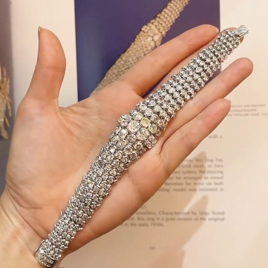 20ctw Scallop Pattern Conical Bomb Sapphire Bracelet-JEWELBUYS