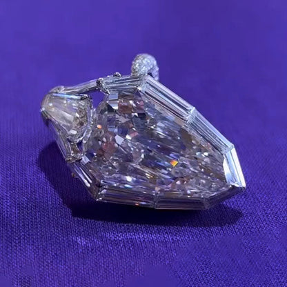 Unique 20.3ct Shield Cut Diamond Ring - JEWELBUYS