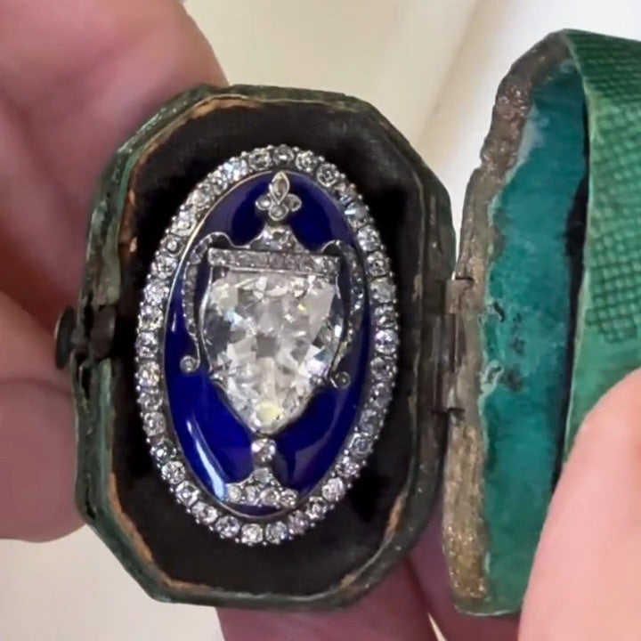 5.5Ctw pear-shaped sapphire franc trophy ring-JEWELBUYS