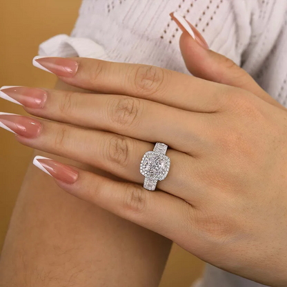 Outstanding 2.5ct Cushion Cut Engagement Ring - JEWELBUYS