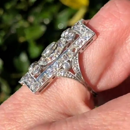 Vintage Round Cut Ladies Diamond Engagement Ring - JEWELBUYS