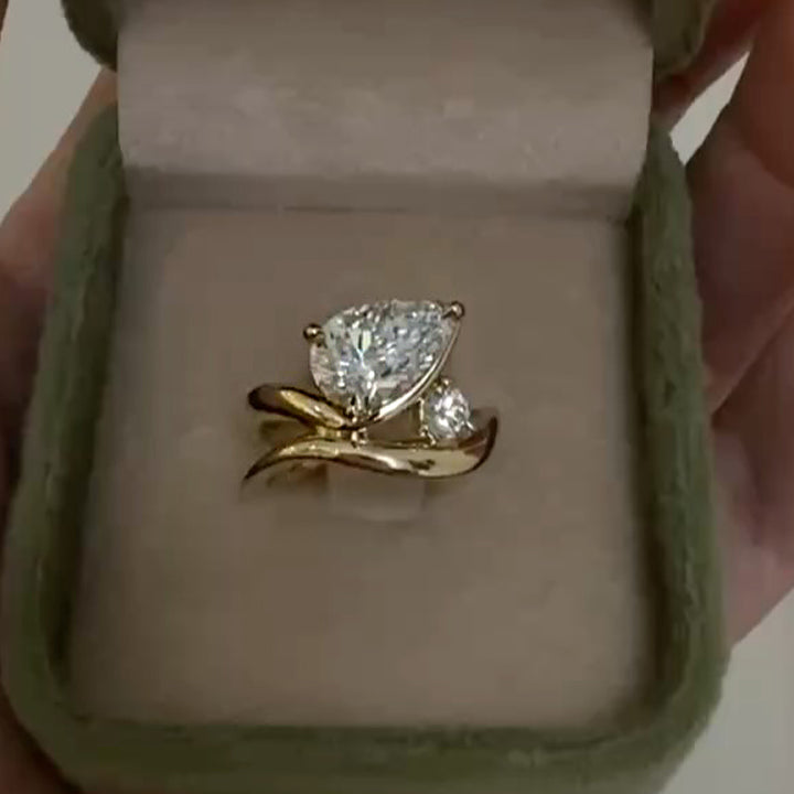 1.5Ctw Elegant pear-shaped and round-cut double sapphire streamlined engagement ring-JEWELBUYS