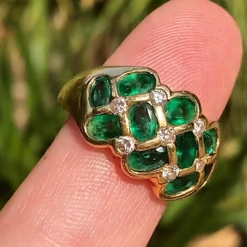 3.0Ctw Oval-cut Emerald and Sapphire Braided Ring-JEWELBUYS