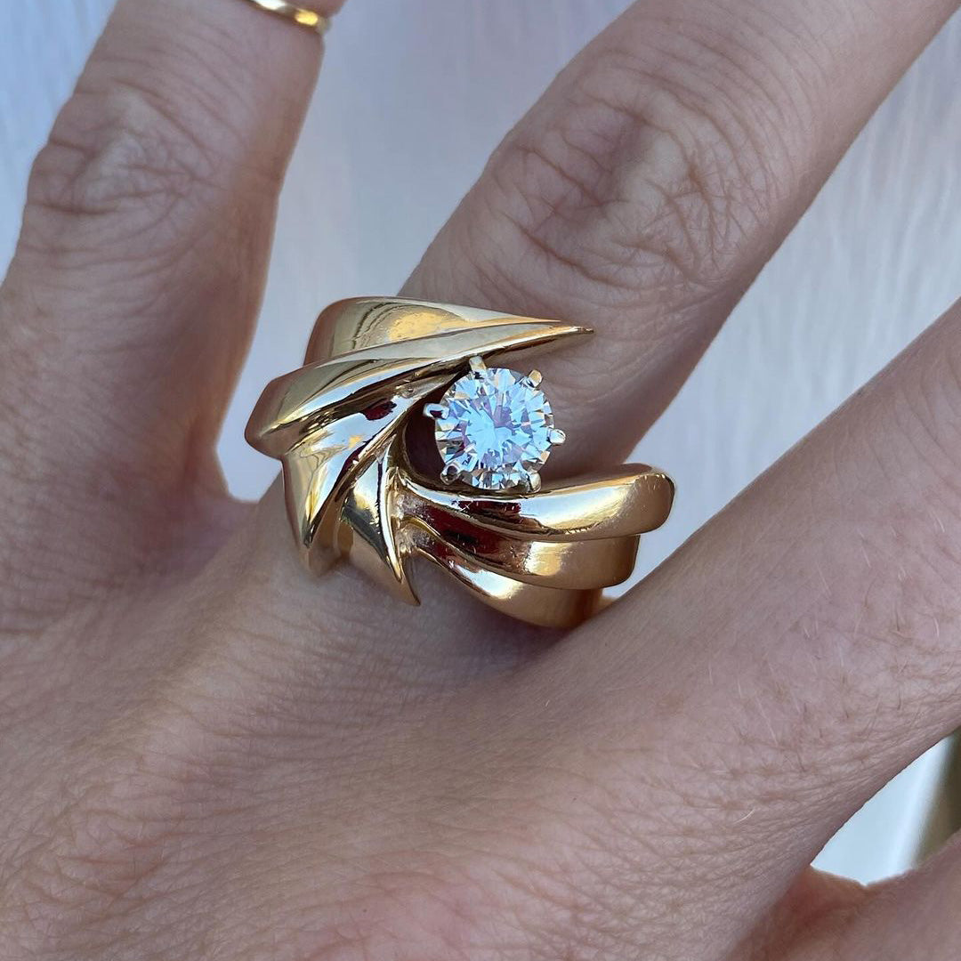 Unique 3ctw Round Cut White Diamond Solitaire Gold Swirl Engagement Ring  - JEWELBUYS