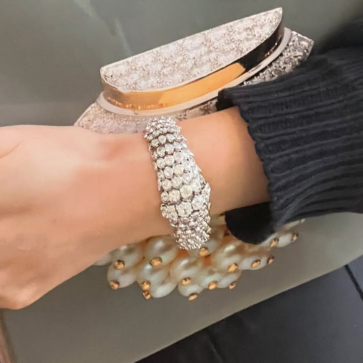 20ctw Scallop Pattern Conical Bomb Sapphire Bracelet-JEWELBUYS