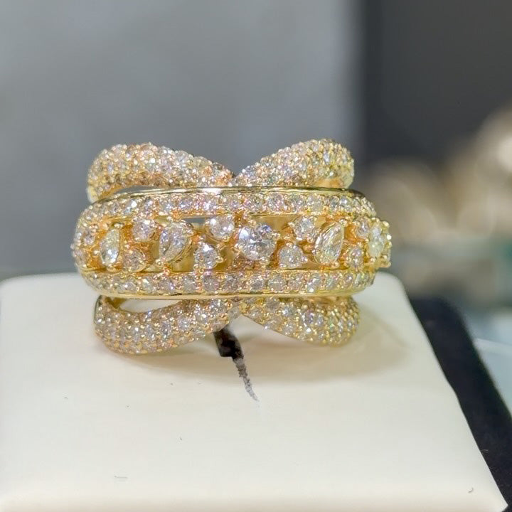 3.0Ctw Pear-shaped Round Sapphire Gold Ring-JEWELBUYS