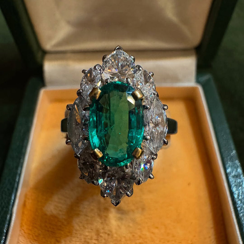 A stunning 6.3Ctw oval-cut green sapphire ring-JEWELBUYS