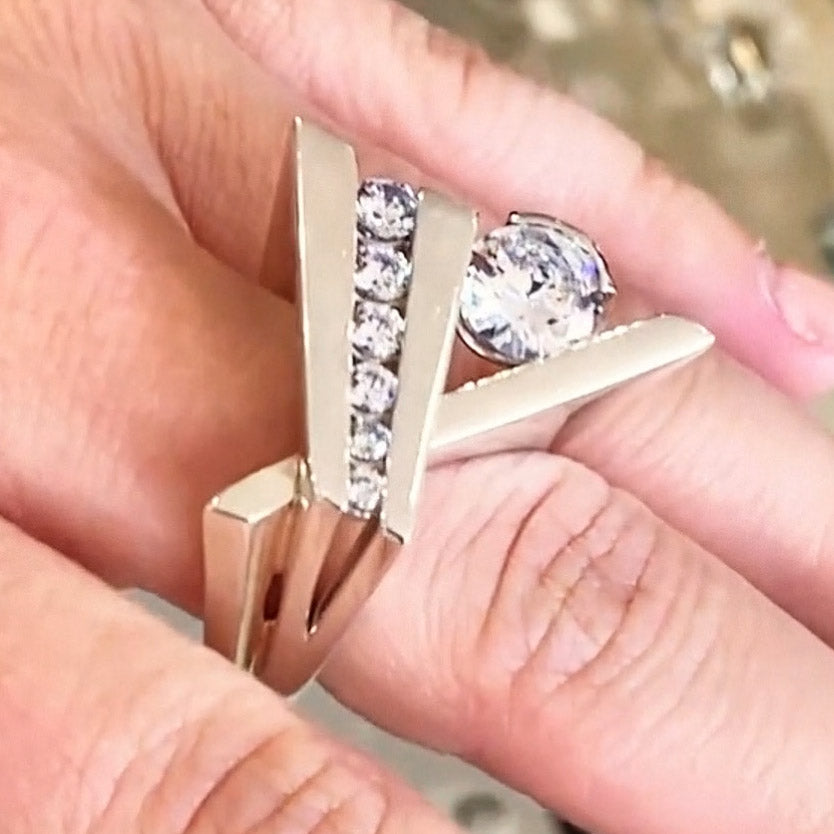 3.0ctw Round Cut Modern Style Unique White Sapphire Ring-JEWELBUYS