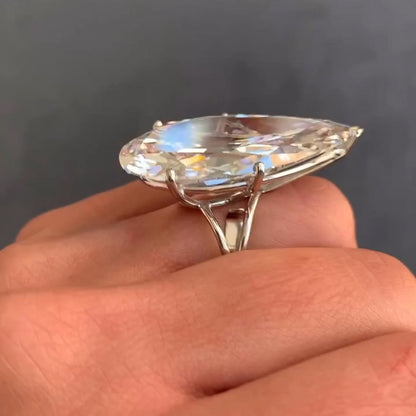28.17Ct pear-shaped solitaire sapphire engagement ring-JEWELBUYS