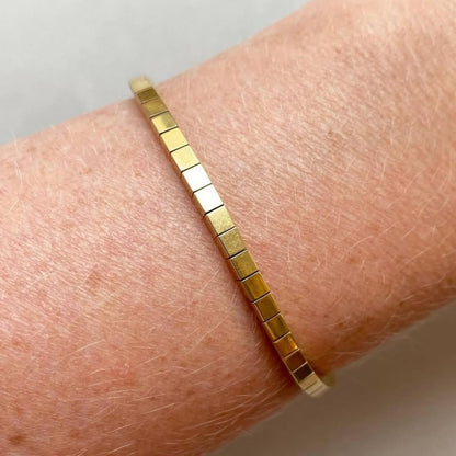 Small cube connected to gold bracelet-JEWELBUYS