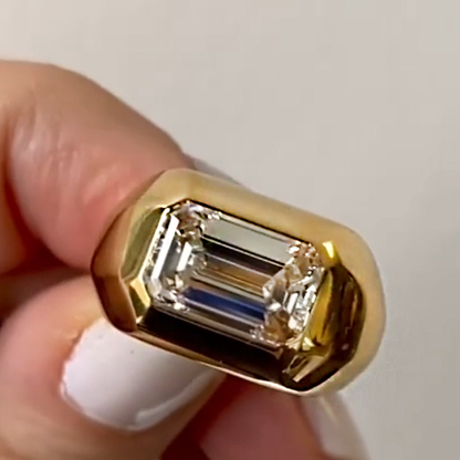 Simple 9.5ct Octagonal Cut White Gemstone Engagement Ring for Men and Women - JEWELBUYS