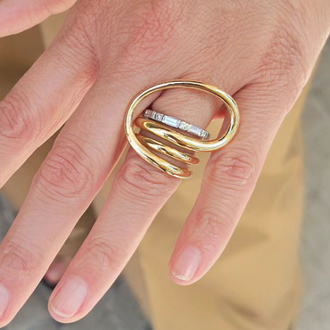 Minimalist Golden Geometric Stylish Ring - JEWELBUYS